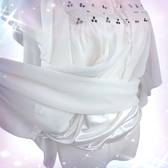 Cream Ruffled Embellished Blouse S Boho Style Semi-Sheer Flutter Sleeves Tie - Picture 7 of 7
